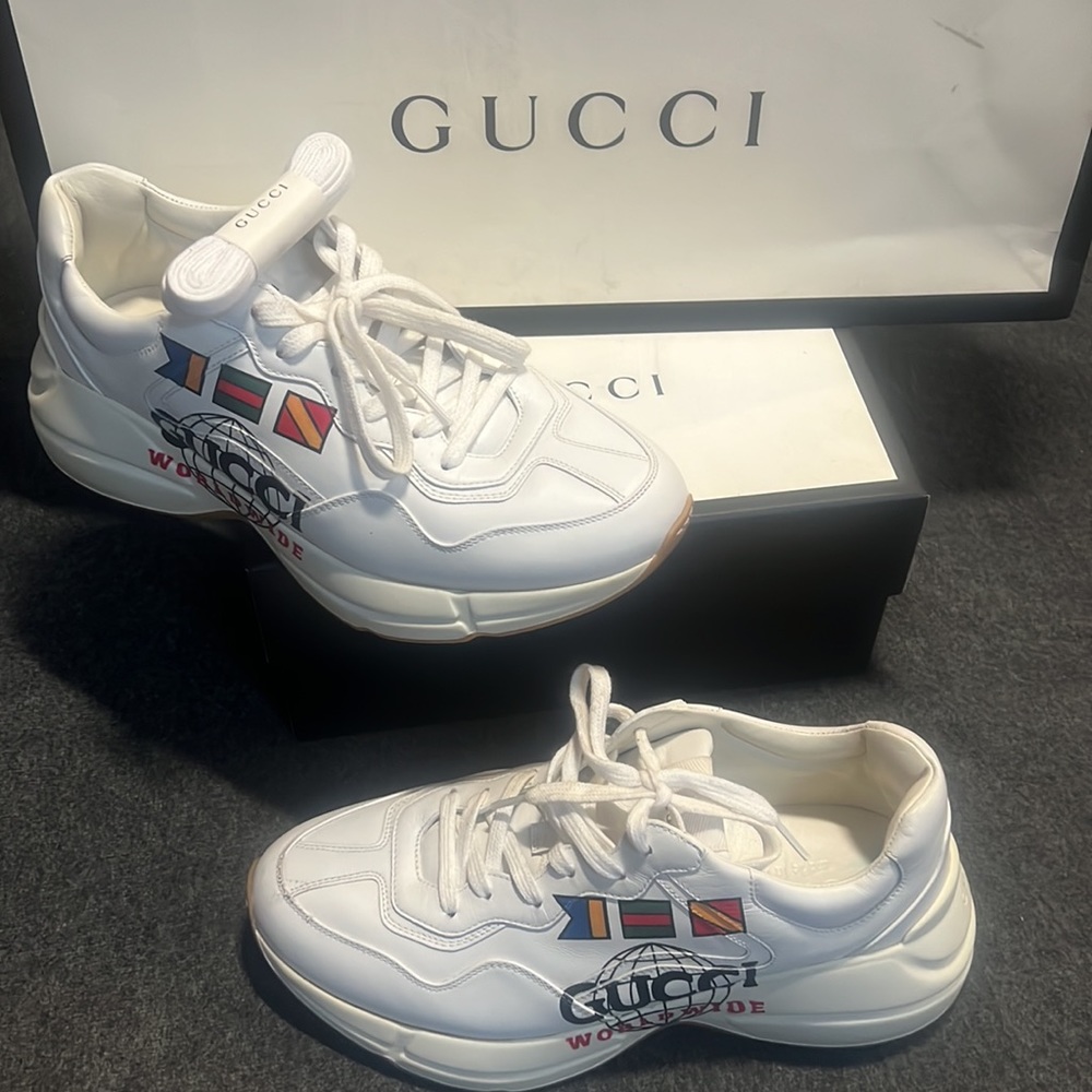 Lightly worn men’s 7.5 Gucci Rhyton Worldwide sneaker.